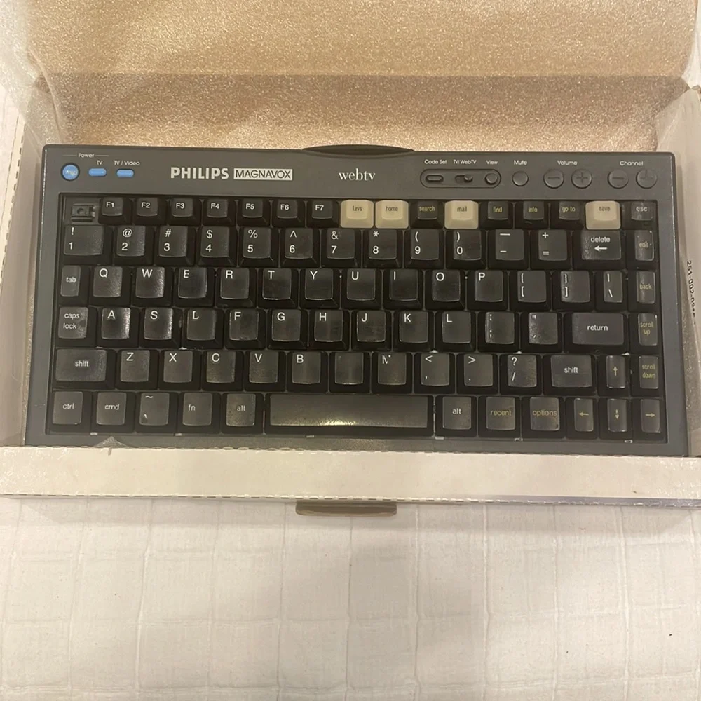 Philips Magnavox wireless infrared keyboard for web TV plus Internet MWK122BK